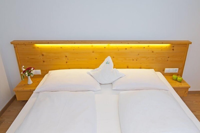 Imagen de la habitación del Hotel Familyhotel Stegerhaus. Foto 6