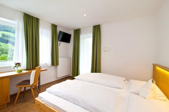 Imagen de la habitación del Hotel Familyhotel Stegerhaus. Foto 8