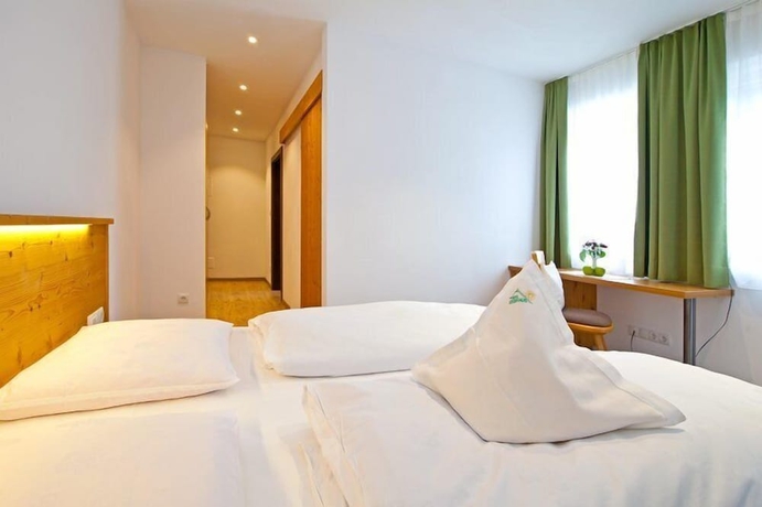 Imagen de la habitación del Hotel Familyhotel Stegerhaus. Foto 10