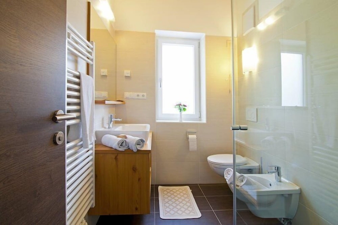 Imagen de la habitación del Hotel Familyhotel Stegerhaus. Foto 14