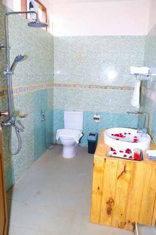 Imagen de la habitación del Hotel Famous Kalaw. Foto 8