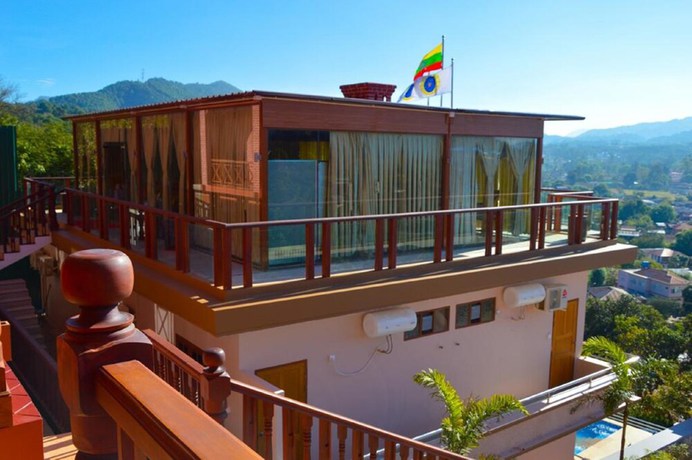 Imagen de la habitación del Hotel Famous Kalaw. Foto 12