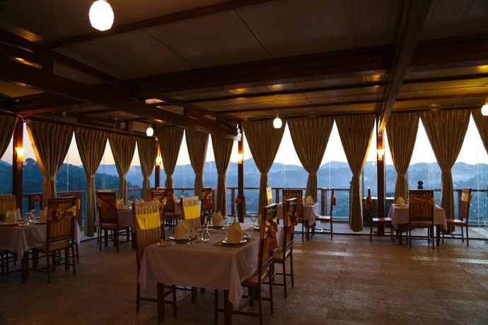 Imagen del bar/restaurante del Hotel Famous Kalaw. Foto 7