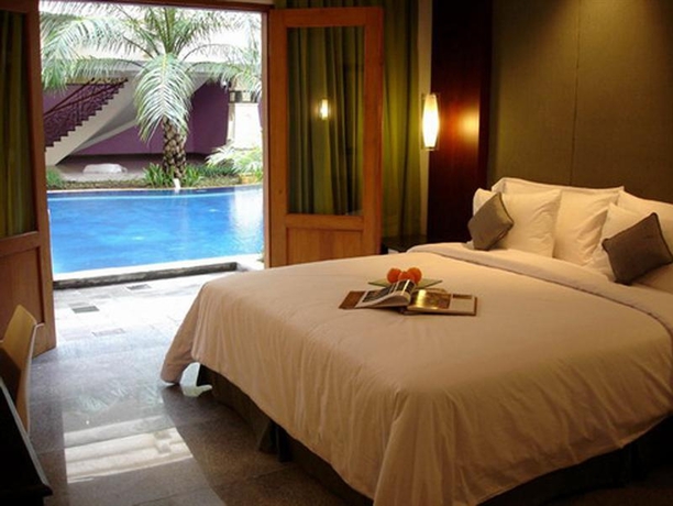Imagen general del Hotel Famous Kuta. Foto 9