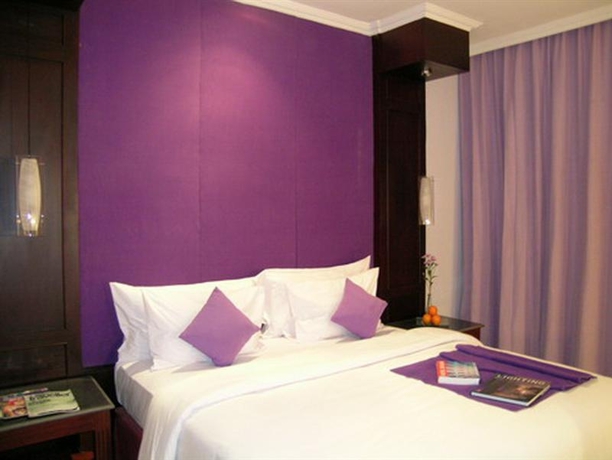 Imagen general del Hotel Famous Kuta. Foto 10