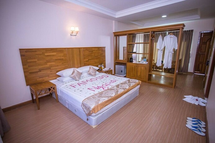 Imagen de la habitación del Hotel Famous Ngapali. Foto 12