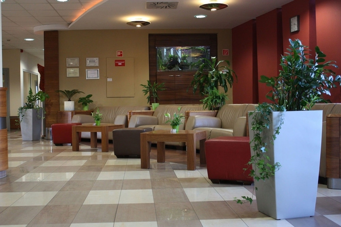 Imagen de los interiores del Hotel Famulus. Foto 14