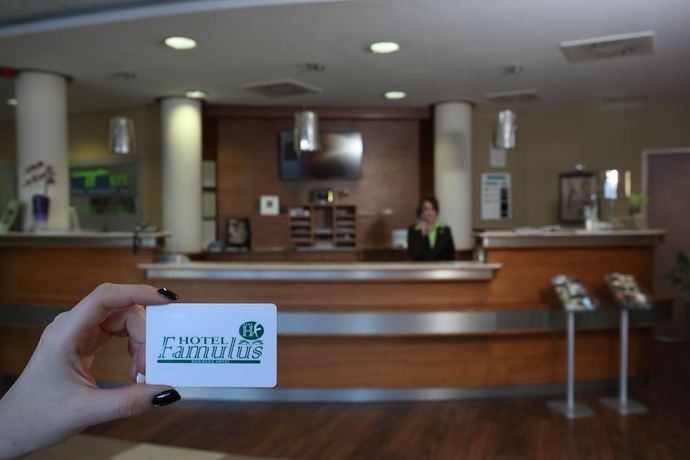 Imagen de los interiores del Hotel Famulus. Foto 15