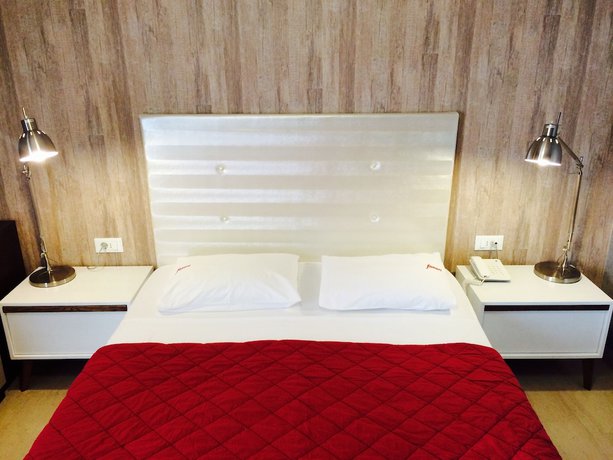 Imagen de la habitación del Hotel Fanari, Komotin&iacute;. Foto 6