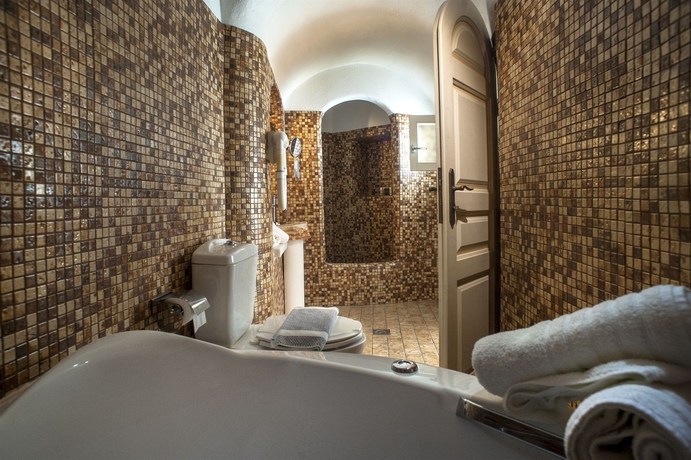 Imagen de la habitación del Hotel Fanari Villas Santorini. Foto 7