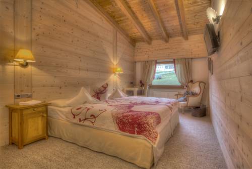 Imagen de la habitación del Hotel Fanes. Foto 13