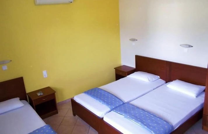 Imagen de la habitación del Hotel Fani, Dio-Olympos. Foto 8