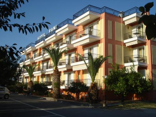 Imagen general del Hotel Fani, Loutra Edipsou. Foto 1