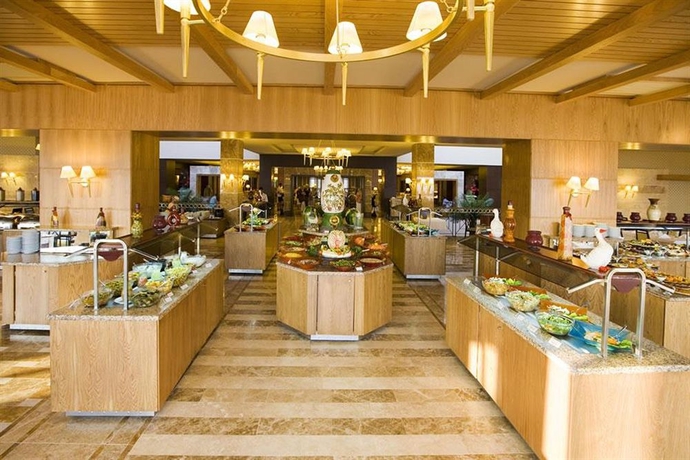 Imagen del bar/restaurante del Hotel Fantasia De Luxe. Foto 9