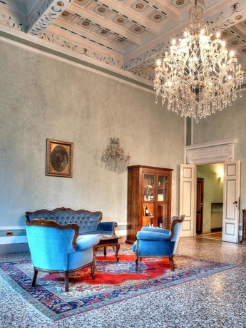 Imagen de los interiores del Hotel Fantastic Garden. Foto 13