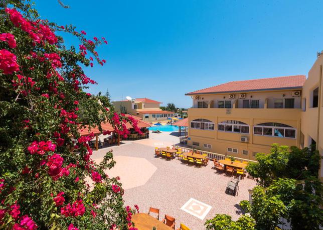 Imagen general del Hotel Fantasy. Foto 2