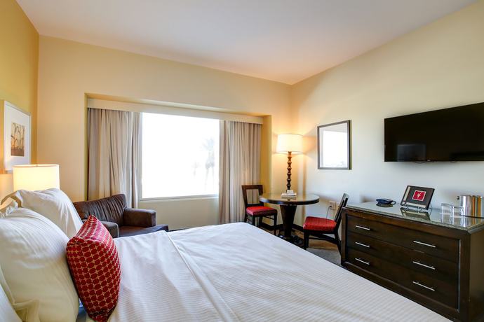 Imagen de la habitación del Hotel Fantasy Springs Resort Casino. Foto 12