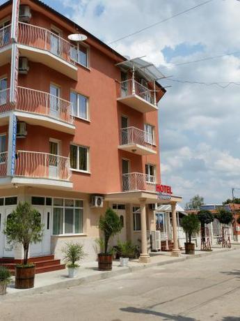 Imagen general del Hotel Fantasy, Svilengrad. Foto 8