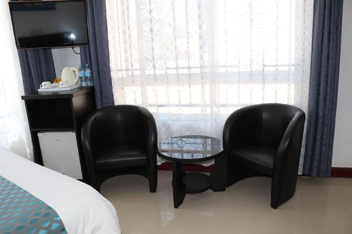 Imagen de la habitación del Hotel Fantasy Village. Foto 15