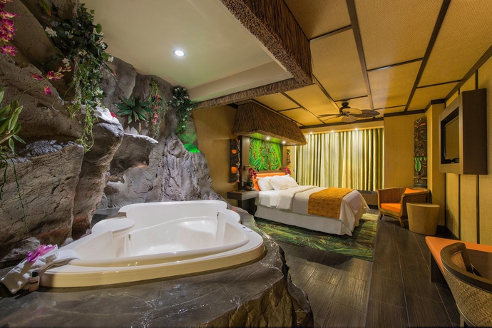 Imagen de la habitación del Hotel Fantasyland. Foto 9