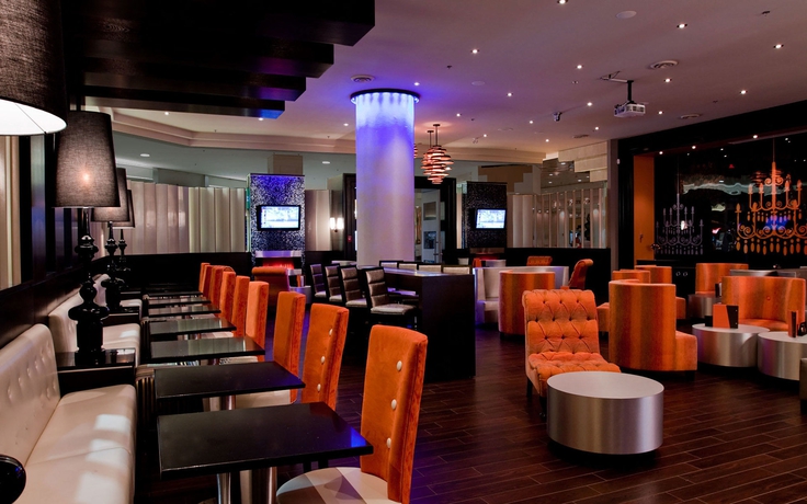 Imagen de los interiores del Hotel Fantasyland. Foto 14