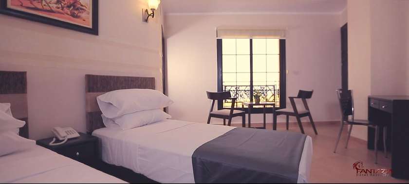 Imagen de la habitación del Hotel Fantazia. Foto 15
