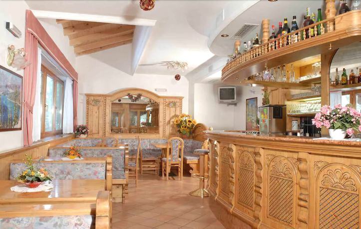 Imagen del bar/restaurante del Hotel Fantelli. Foto 4
