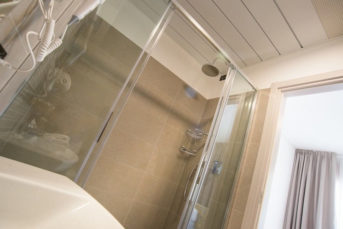 Imagen de la habitación del Hotel Fantinello. Foto 12
