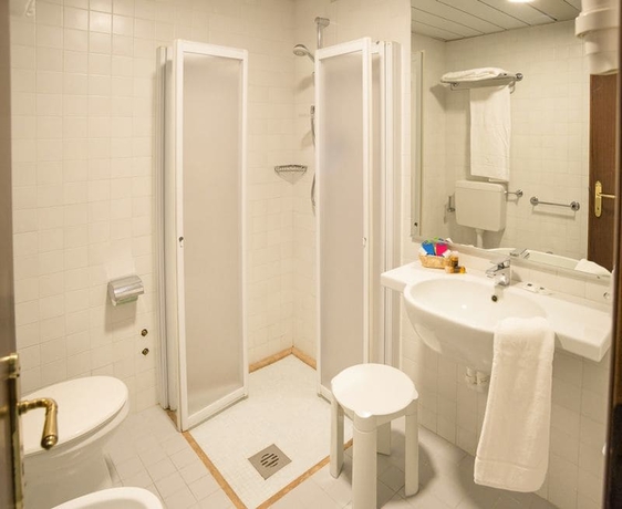 Imagen de la habitación del Hotel Fantinello. Foto 17