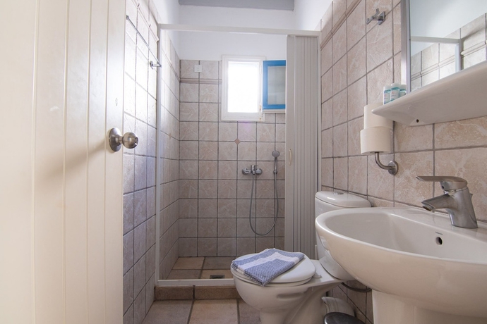 Imagen de la habitación del Hotel Far Out Village. Foto 17