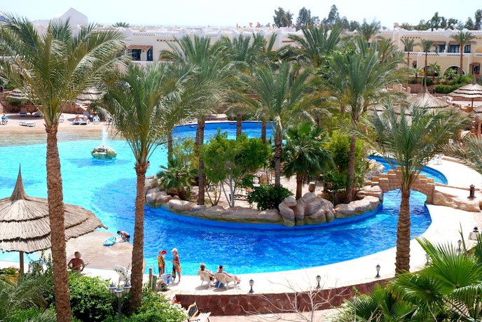 Imagen de la piscina del Hotel Faraana Reef - All-inclusive. Foto 15