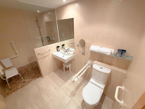 Imagen de la habitación del Hotel Faranda Alisas Santander, Ascend Hotel Collection. Foto 15