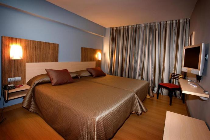 Imagen de la habitación del Hotel Faranda Express Alisas Santander. Foto 2