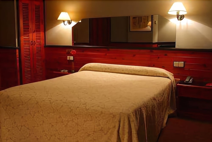 Imagen de la habitación del Hotel Faranda Express Las Lomas. Foto 3