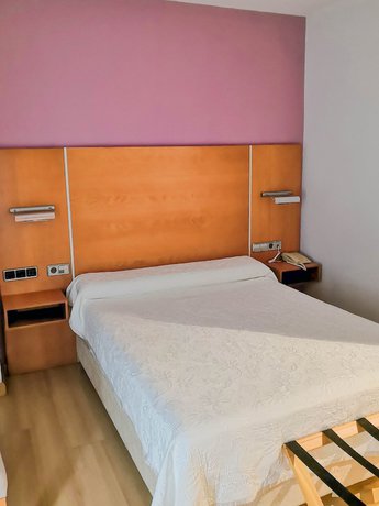 Imagen de la habitación del Hotel Faranda Marsol Candás. Foto 8