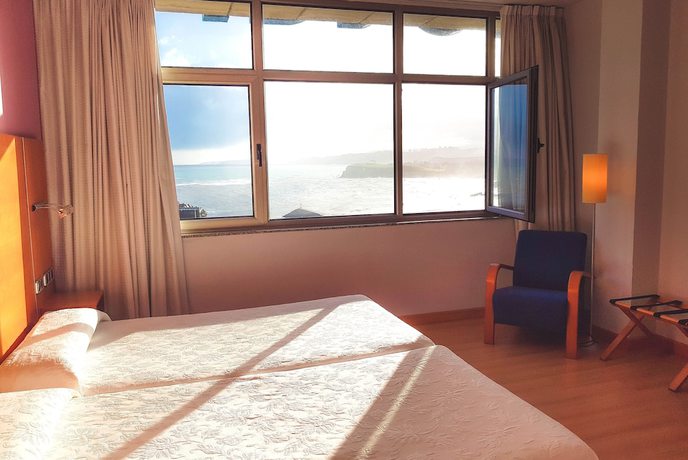 Imagen de la habitación del Hotel Faranda Marsol Candás. Foto 11