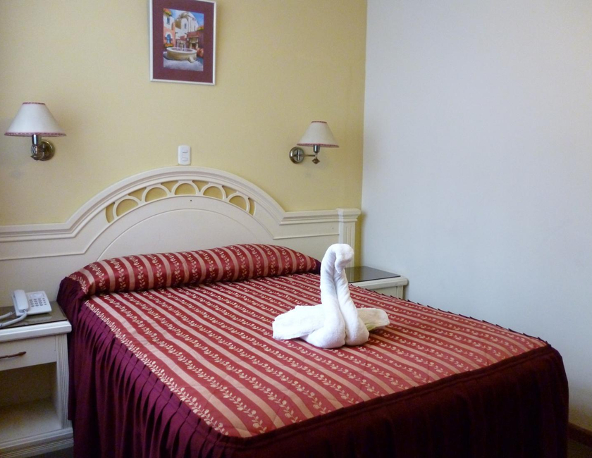 Imagen general del Hotel Faraon, Tacna. Foto 1