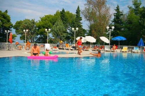 Imagen general del Hotel Faraon, Trpanj. Foto 2