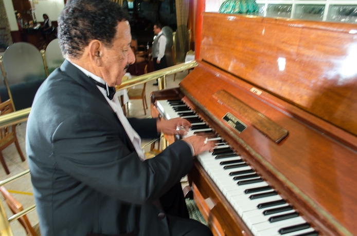 Imagen de los interiores del Hotel Faraona Grand. Foto 13