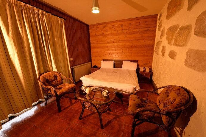 Imagen de la habitación del Hotel Faraya Village Club. Foto 17