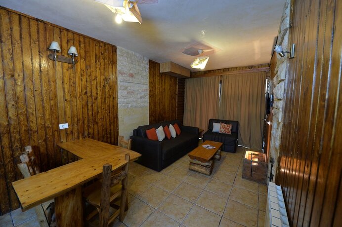 Imagen de la habitación del Hotel Faraya Village Club. Foto 19
