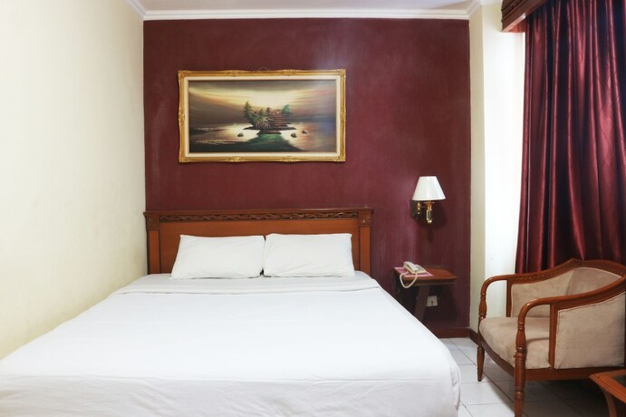 Imagen de la habitación del Hotel Farel. Foto 8