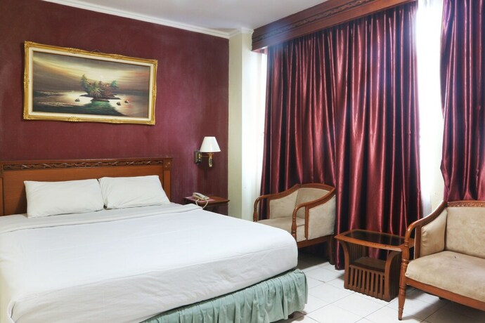 Imagen de la habitación del Hotel Farel. Foto 11