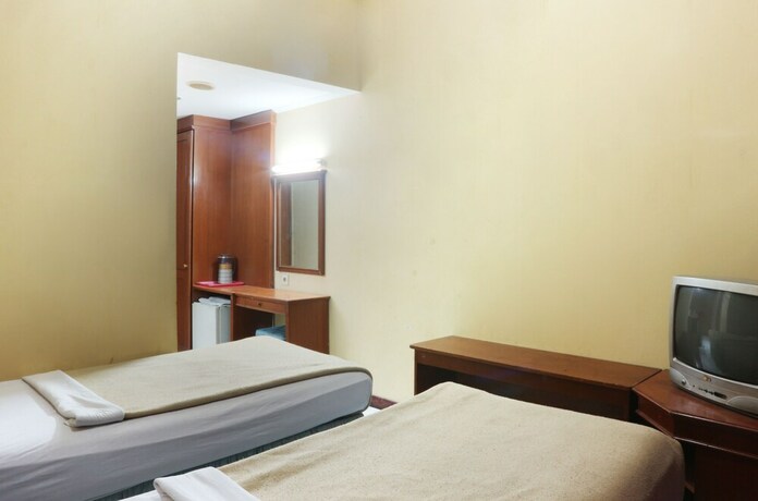 Imagen de la habitación del Hotel Farel. Foto 12