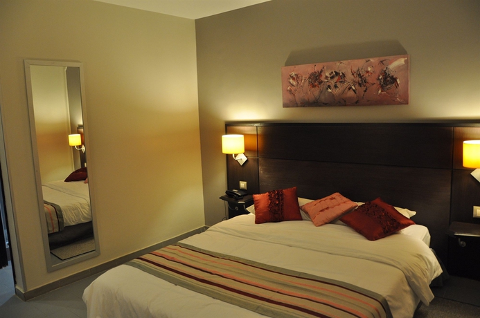 Imagen de la habitación del Hotel Farid. Foto 5