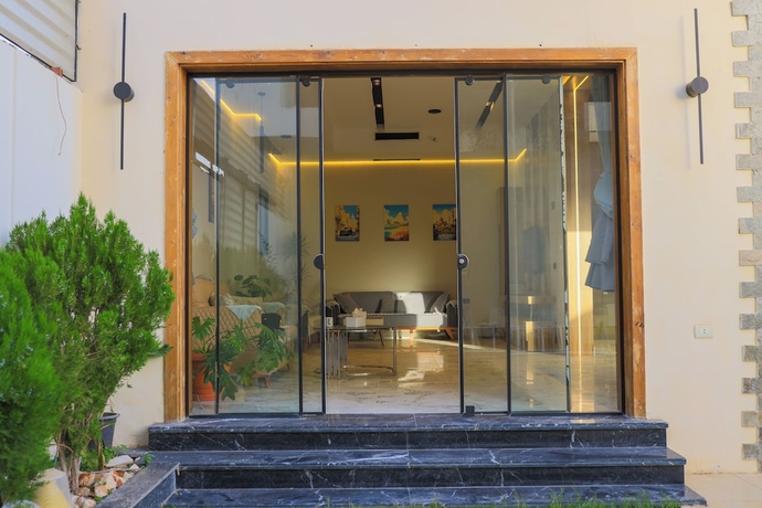 Imagen de los interiores del Hotel Farida Palace. Foto 15