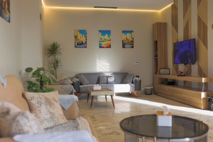 Imagen de los interiores del Hotel Farida Palace. Foto 16