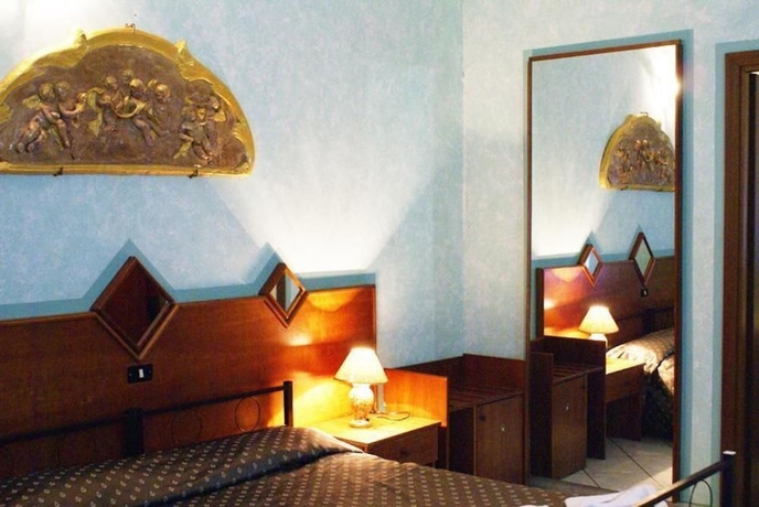 Imagen de la habitación del Hotel Farini. Foto 5