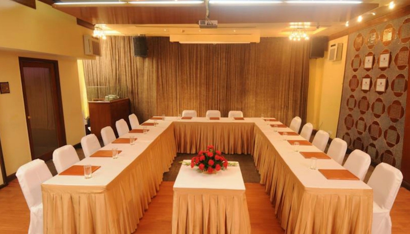 Imagen de los interiores del Hotel Fariyas. Foto 6