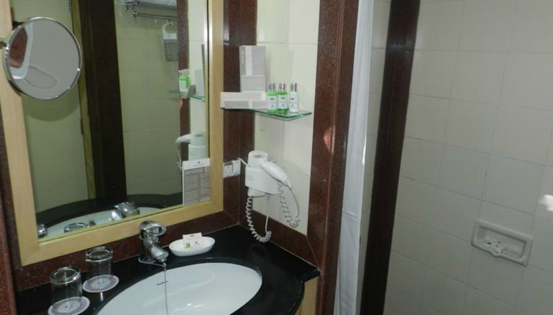 Imagen de la habitación del Hotel Fariyas. Foto 5